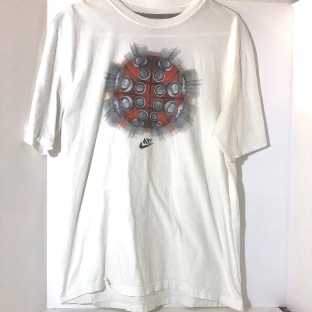 Nike short sleeve size large white orange graphic tee shirt basketball athletic